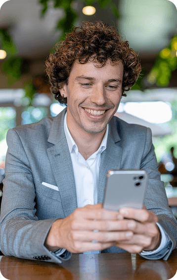 Posrednik korzystajacy z telefonu